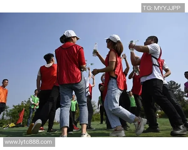 飞盘运动的魅力南京飞盘队如何通过团队协作实现卓越表现